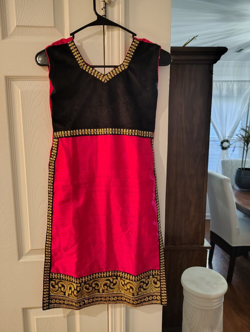 Black & Hot Pink Embellished Women's Dress